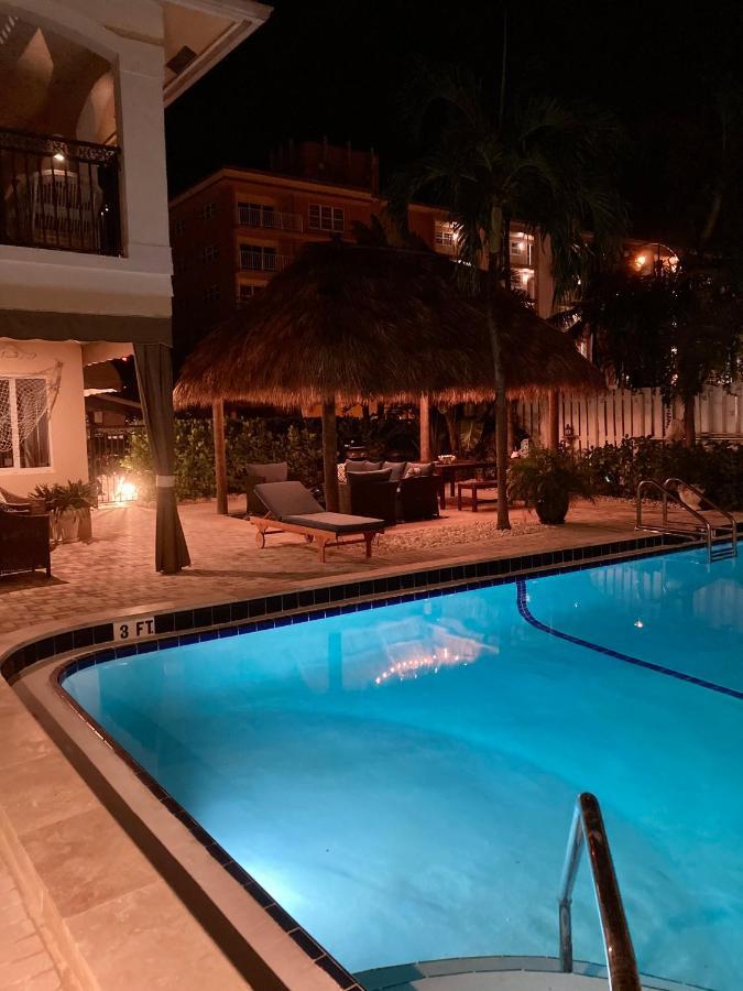 Aqualina * Fort Lauderdale