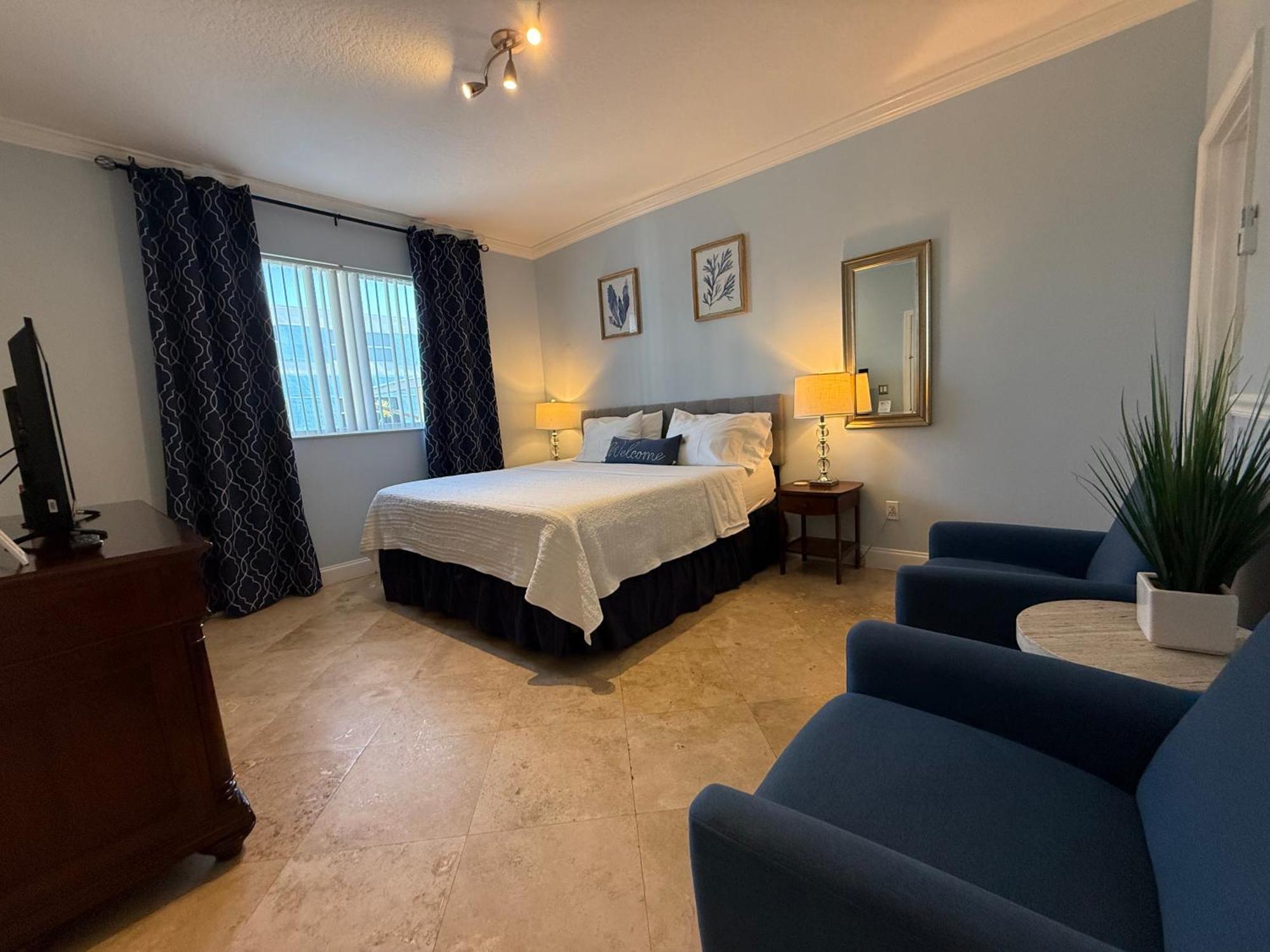 Aqualina * Fort Lauderdale